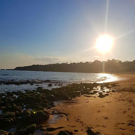 Oura Sunset Appartement