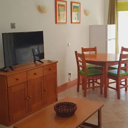 Oura Sunset * Αλμπουφέιρα