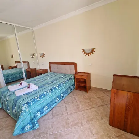 Διαμέρισμα Oura Sunset